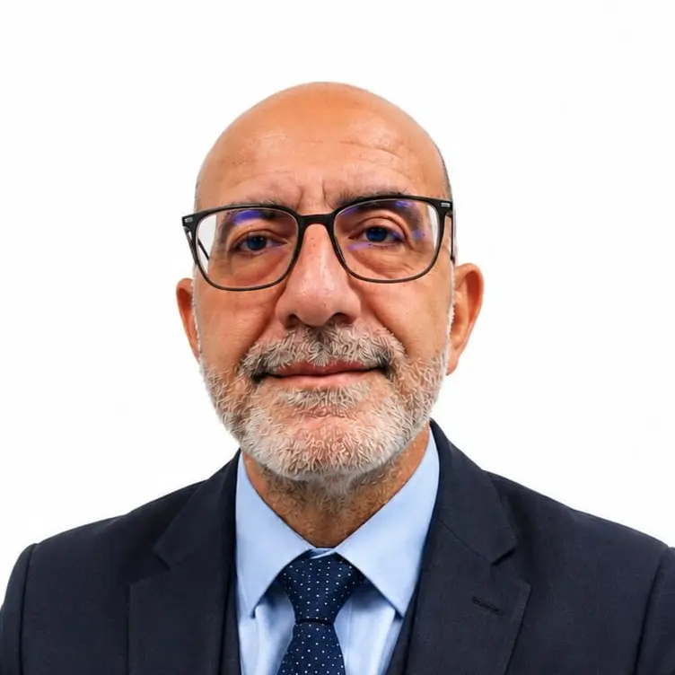 Mr Ayman Khaier